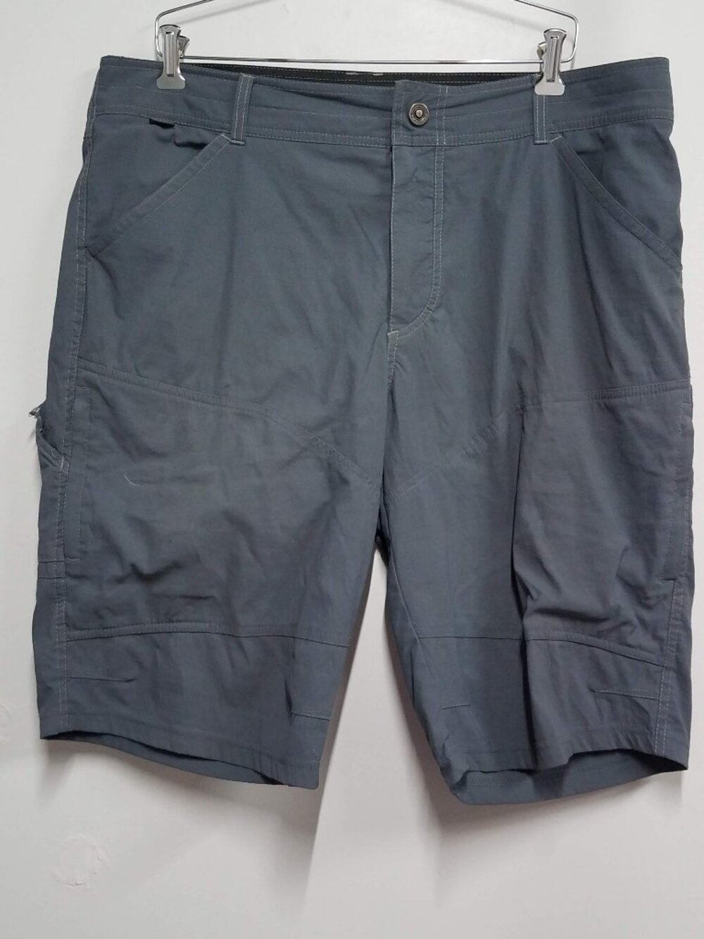 Kuhl Renegade Mens 38 Cargo Utility Hiking Outdoor Gray Shorts 5121 DAMAGED
